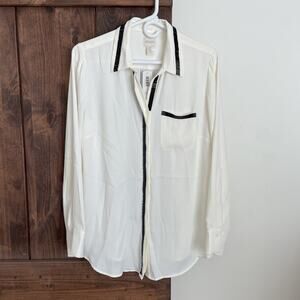 Chicos Womens Size 1 (medium) White Blouse Embellished Long Sleeve Front Button